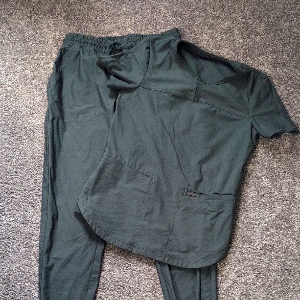 Olive Green Cherokee Form Scrubs